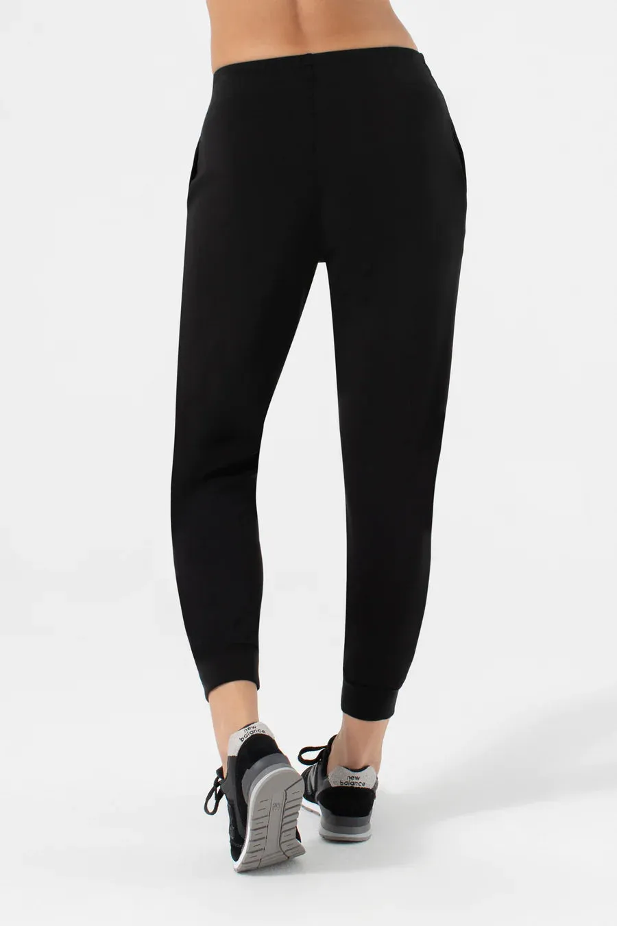 NUX Active Women's Yuki Sleek Fabric Jogger Pants - Black